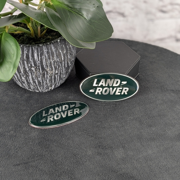 (2) Land Rover green silver grille emblem badge nameplate decal - Picture 1 of 7